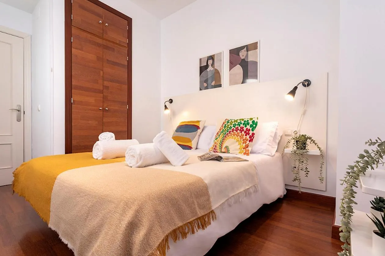 Апартаменты Apartamento Reformado En Pleno Centro By Rent Me Малага