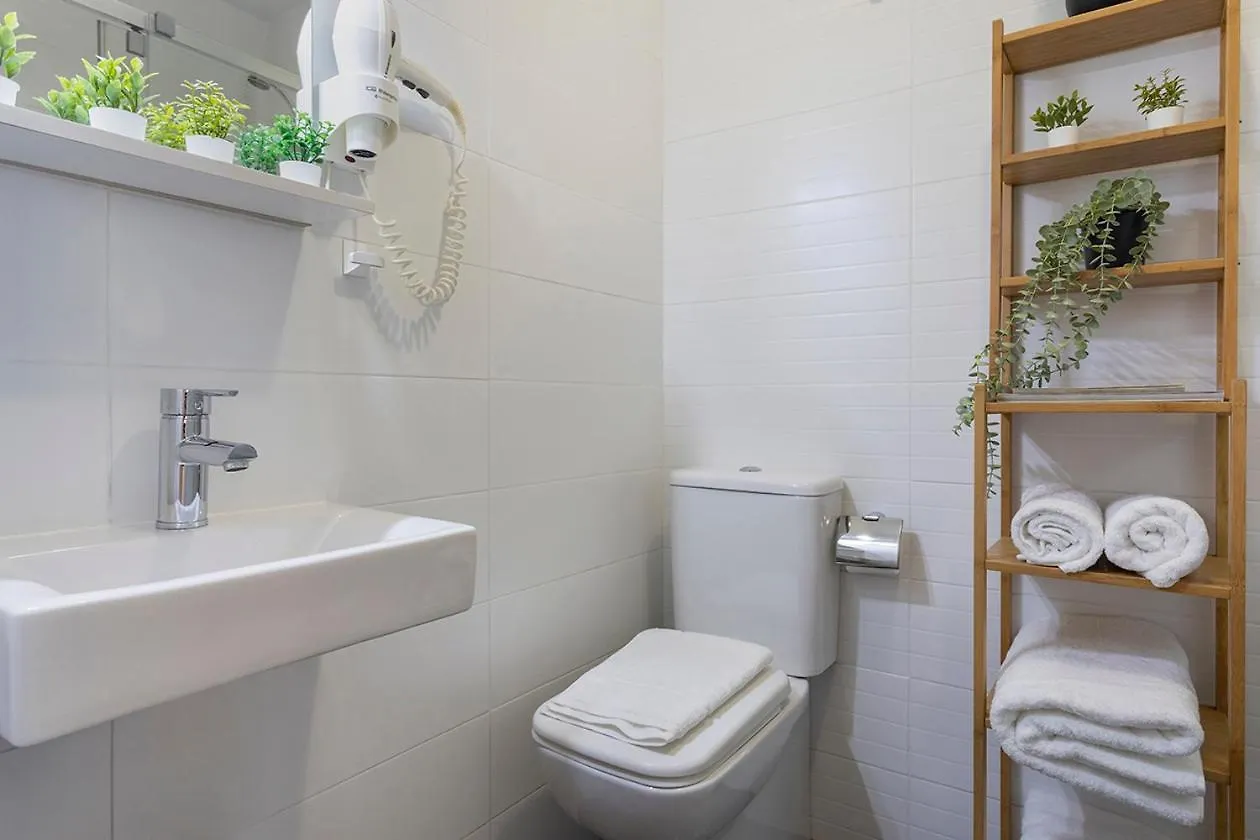 Apartamento Reformado En Pleno Centro By Rent Me Малага Апартаменты